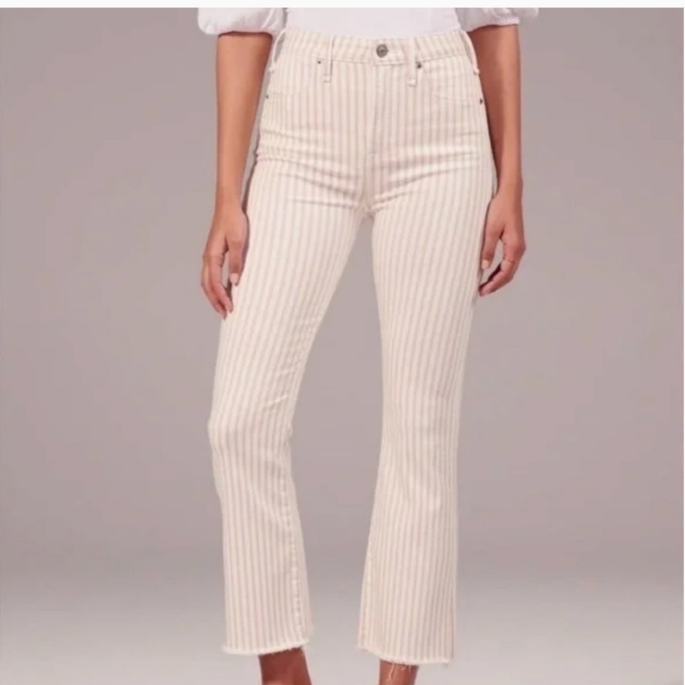 Abercrombie & Fitch White Tan Striped High Rise Ankle Flare